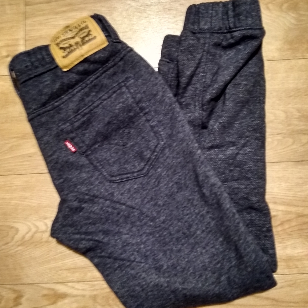 Boys Levi knit joggers
